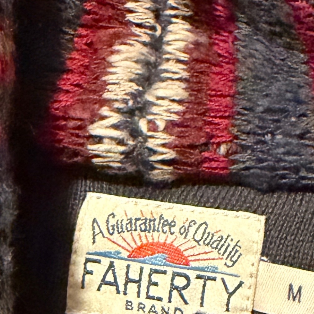 Faherty Native Cowichan - Picture 2 of 3